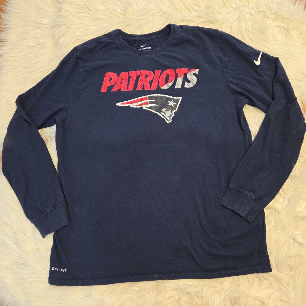 🆕️3/$30🍉Nike Patriots Top